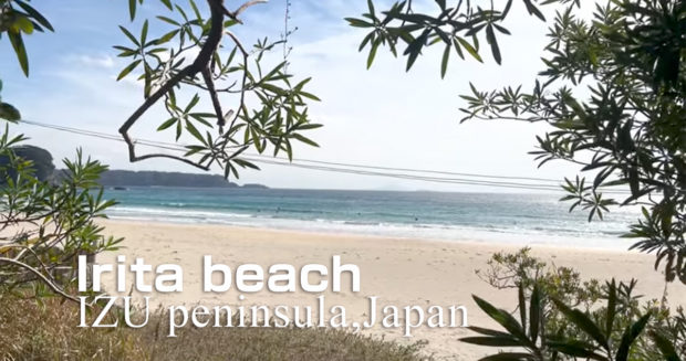 If your brain is feeling overheated due to the daily hustle and bustle, I recommend going to Irihama Beach in Shimoda.